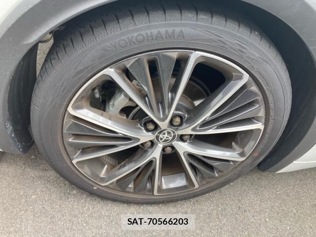 Toyota PRIUS 2025-04 7060246-7