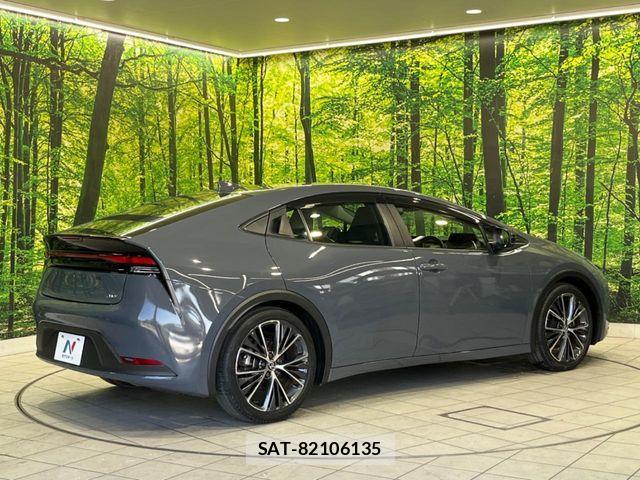 Toyota PRIUS 2023-03 7060247-16