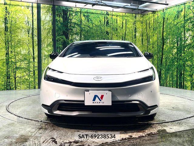Toyota PRIUS 2024-03 7060244-13