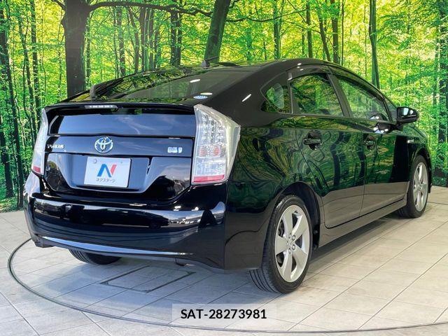 Toyota PRIUS 2011-11 7060277-16