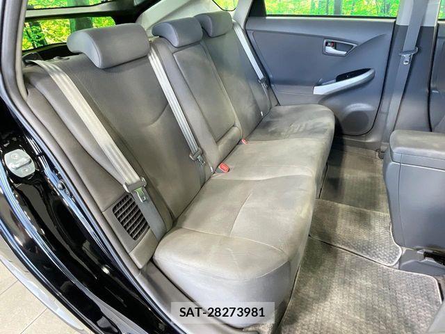 Toyota PRIUS 2011-11 7060277-8