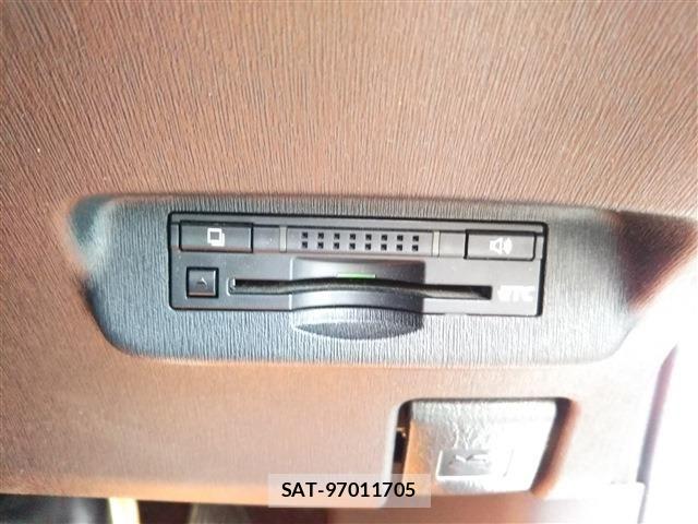 Toyota PRIUS 2012-08 7060289-10