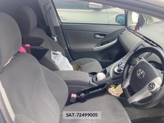 Toyota PRIUS 2010-09 7060306-11
