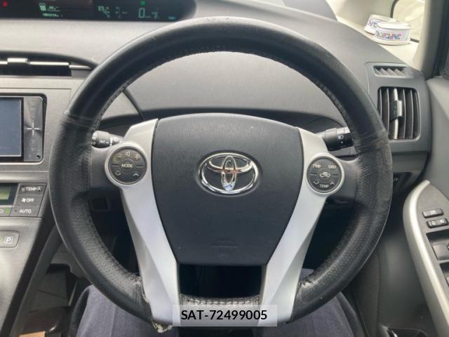 Toyota PRIUS 2010-09 7060306-12