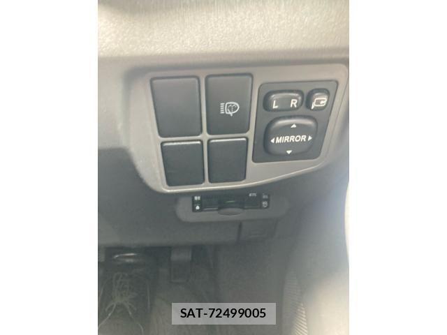Toyota PRIUS 2010-09 7060306-18