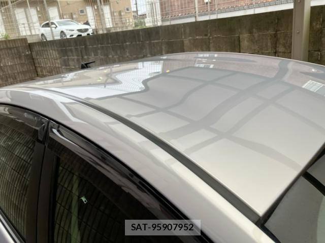 Toyota PRIUS 2013-10 7060314-7