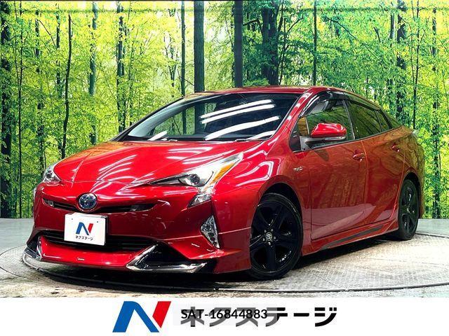 Toyota PRIUS 2016-08 7060262-0