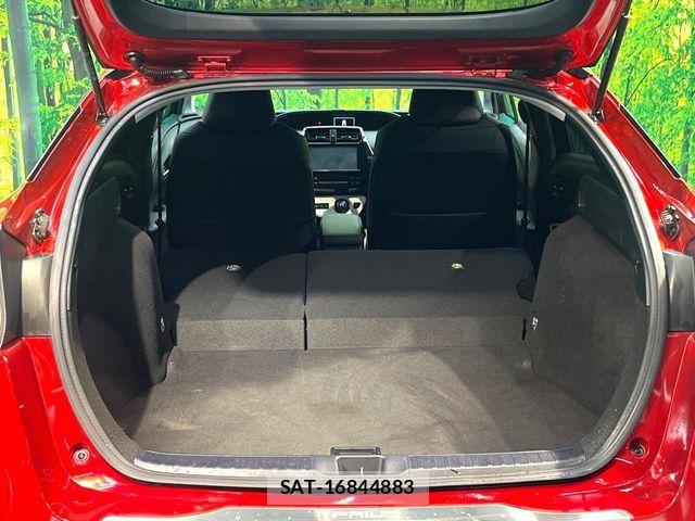 Toyota PRIUS 2016-08 7060262-9