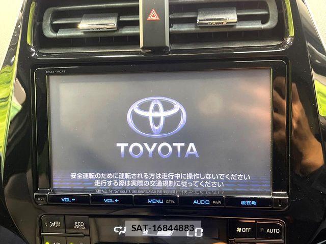 Toyota PRIUS 2016-08 7060262-3