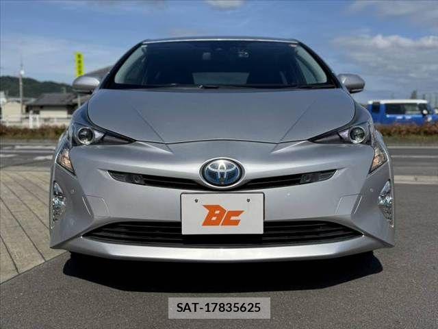 Toyota PRIUS 2017-02 7060264-8