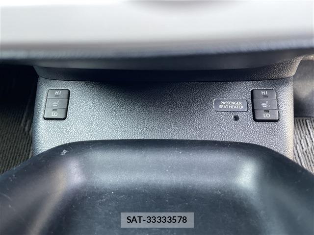 Toyota PRIUS 2017-12 7060257-8
