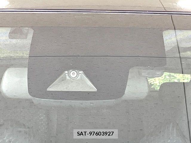 Toyota PRIUS 2018-12 7060268-4