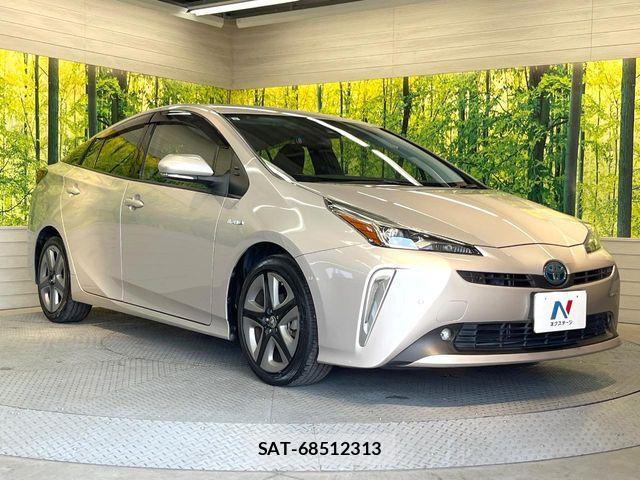 Toyota PRIUS 2019-06 7060260-15