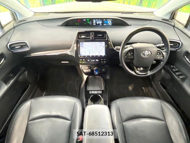 Toyota PRIUS 2019-06 7060260-1