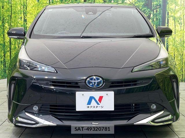 Toyota PRIUS 2022-03 7060248-13