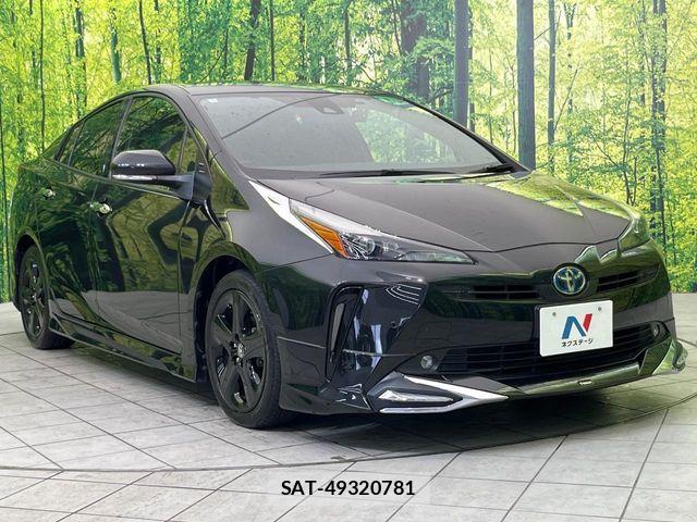 Toyota PRIUS 2022-03 7060248-15