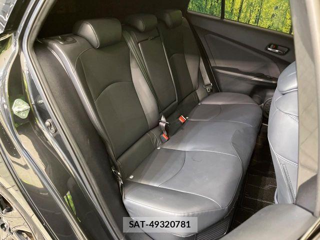Toyota PRIUS 2022-03 7060248-8