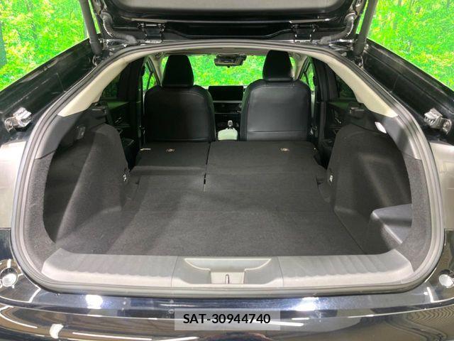 Toyota PRIUS 2023-08 7060239-11