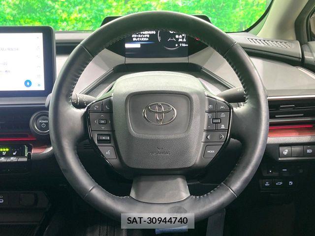 Toyota PRIUS 2023-08 7060239-12