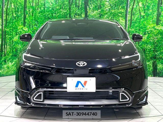 Toyota PRIUS 2023-08 7060239-15