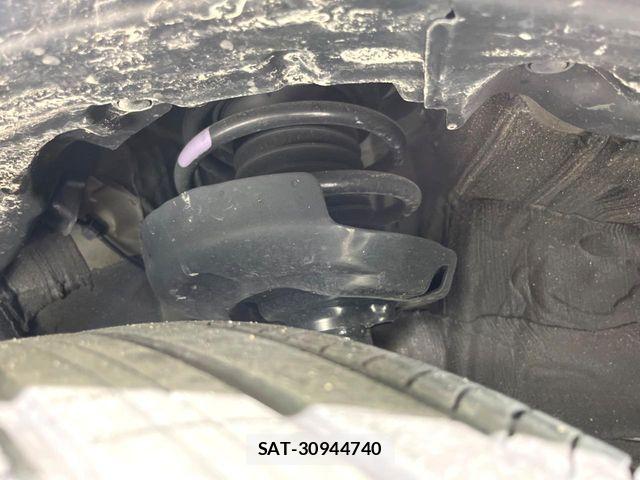 Toyota PRIUS 2023-08 7060239-19