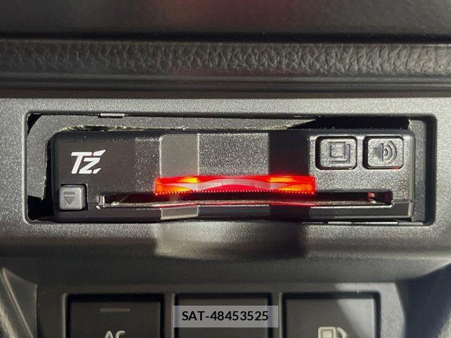 Toyota PRIUS 2023-10 7060249-7