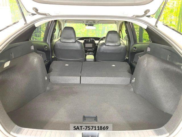 Toyota PRIUS 2016-05 7060258-9