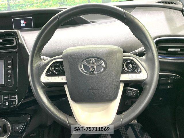 Toyota PRIUS 2016-05 7060258-10