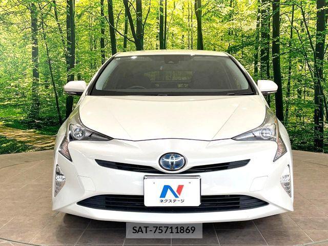 Toyota PRIUS 2016-05 7060258-13