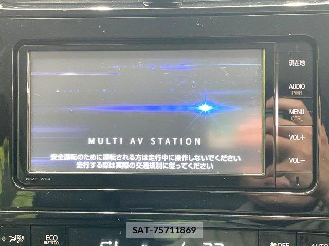 Toyota PRIUS 2016-05 7060258-2