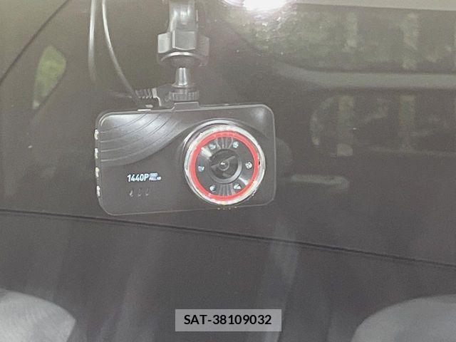 Toyota PRIUS 2010-06 7060278-4