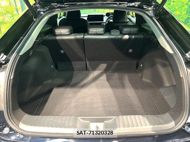 Toyota PRIUS 2025-03 7060238-9