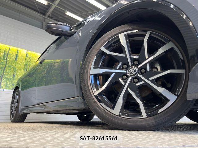 Toyota PRIUS 2023-05 7060243-12