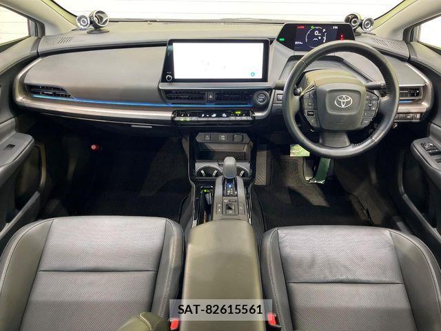 Toyota PRIUS 2023-05 7060243-1