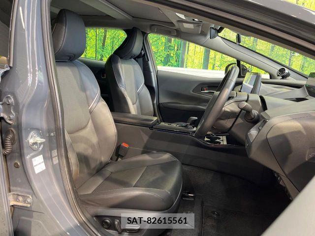 Toyota PRIUS 2023-05 7060243-7