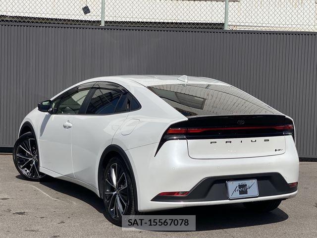 Toyota PRIUS 2024-12 7060242-2