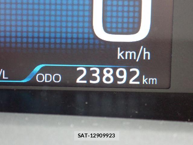 Toyota PRIUS 2023-03 7060251-14