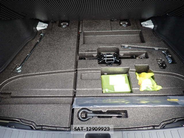 Toyota PRIUS 2023-03 7060251-19