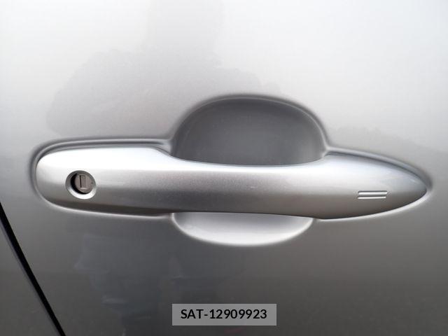 Toyota PRIUS 2023-03 7060251-21