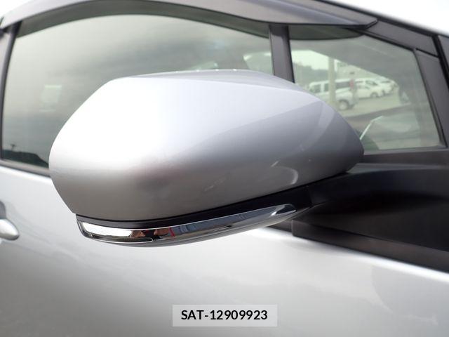 Toyota PRIUS 2023-03 7060251-25