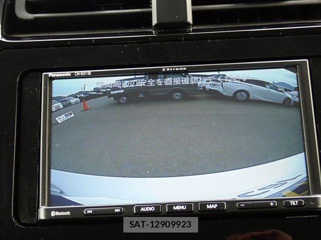Toyota PRIUS 2023-03 7060251-5
