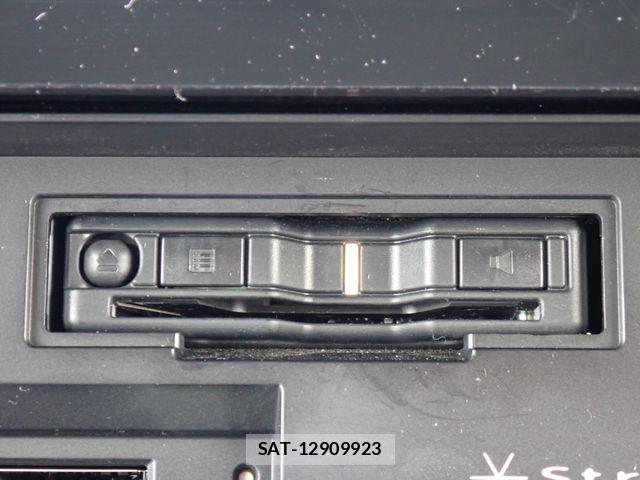 Toyota PRIUS 2023-03 7060251-6