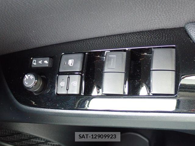 Toyota PRIUS 2023-03 7060251-7