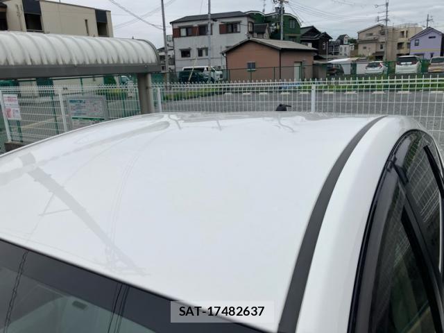 Toyota PRIUS 2013-02 7060288-8