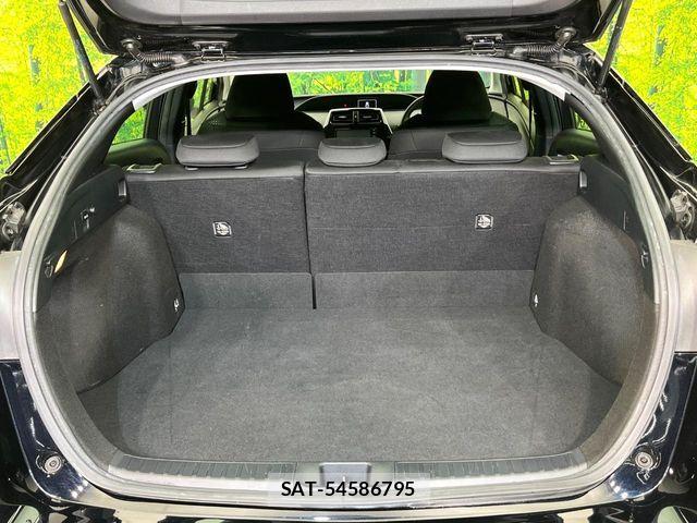 Toyota PRIUS 2021-02 7060254-10