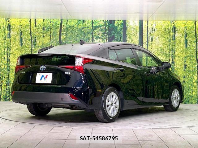 Toyota PRIUS 2021-02 7060254-16