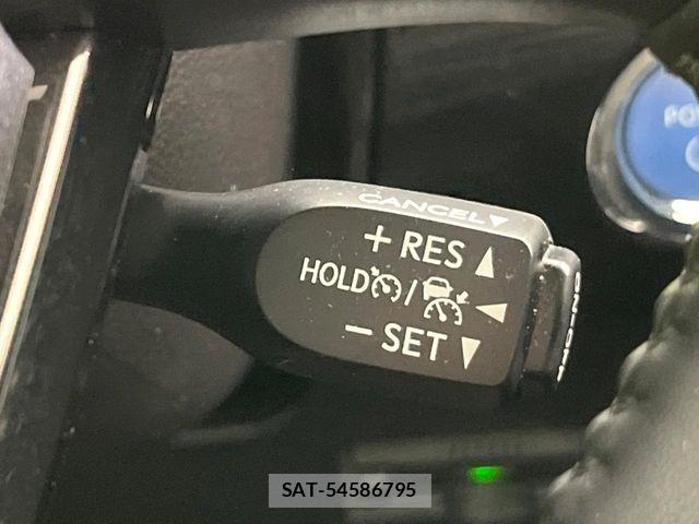 Toyota PRIUS 2021-02 7060254-6