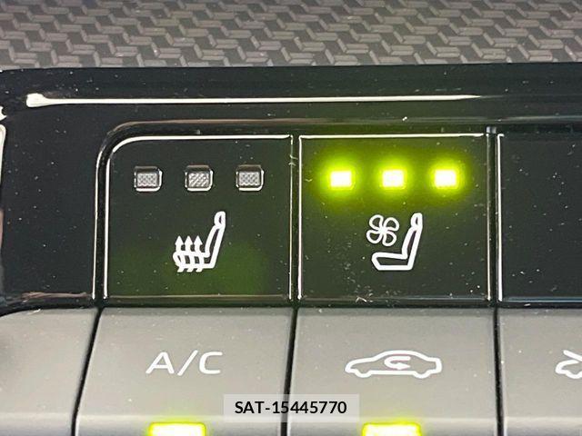 Toyota PRIUS 2024-11 7060241-7