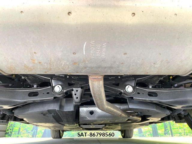 Toyota PRIUS 2023-05 7198710-18