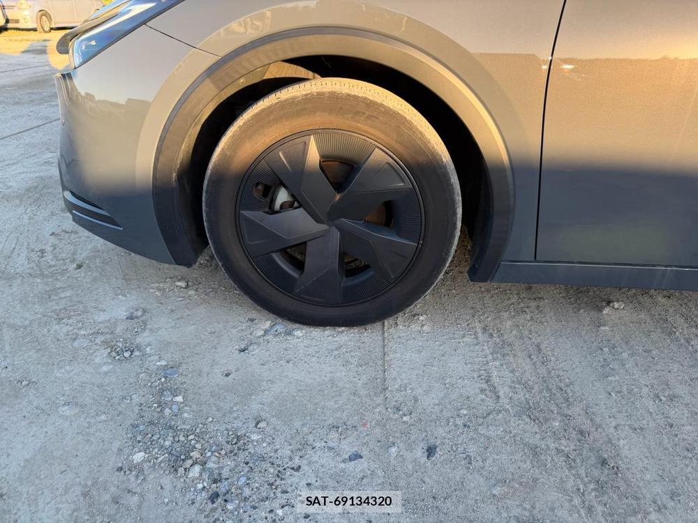 Toyota PRIUS 2023 6714477-21